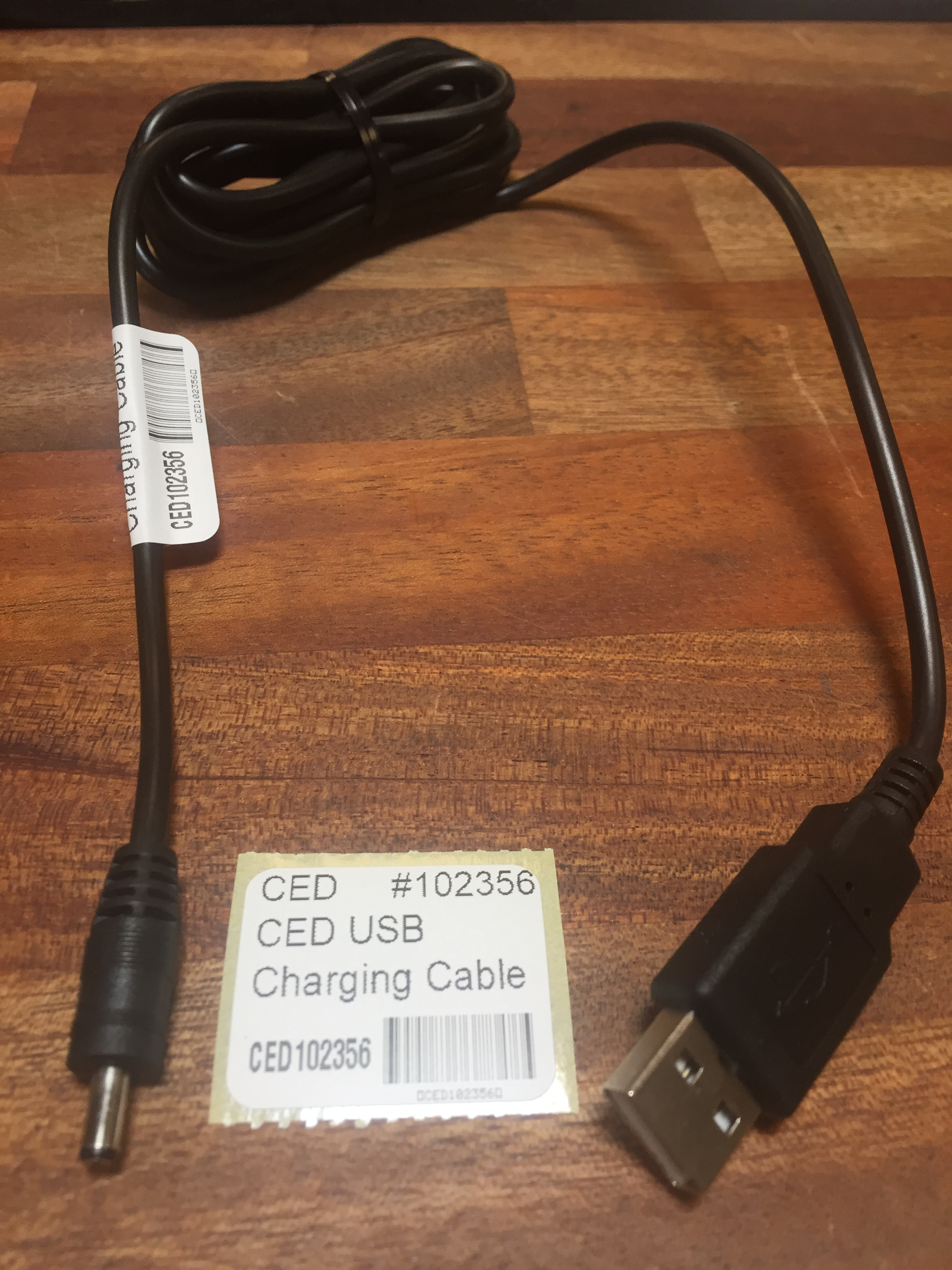 CED USB Charging Cable with 3,5mm Pin