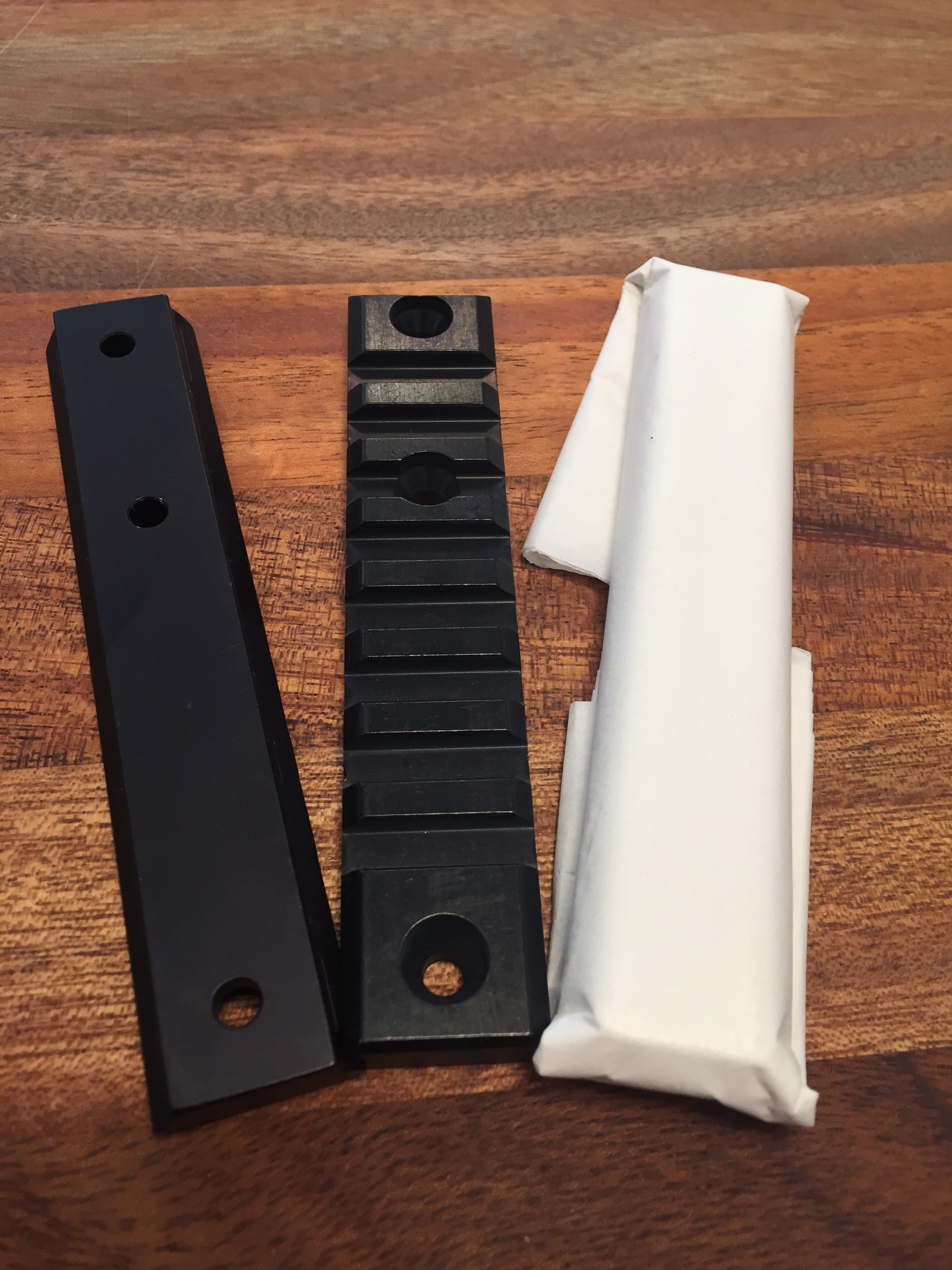 Framstocksskena Picatinny till Browning BAR Hand Guard