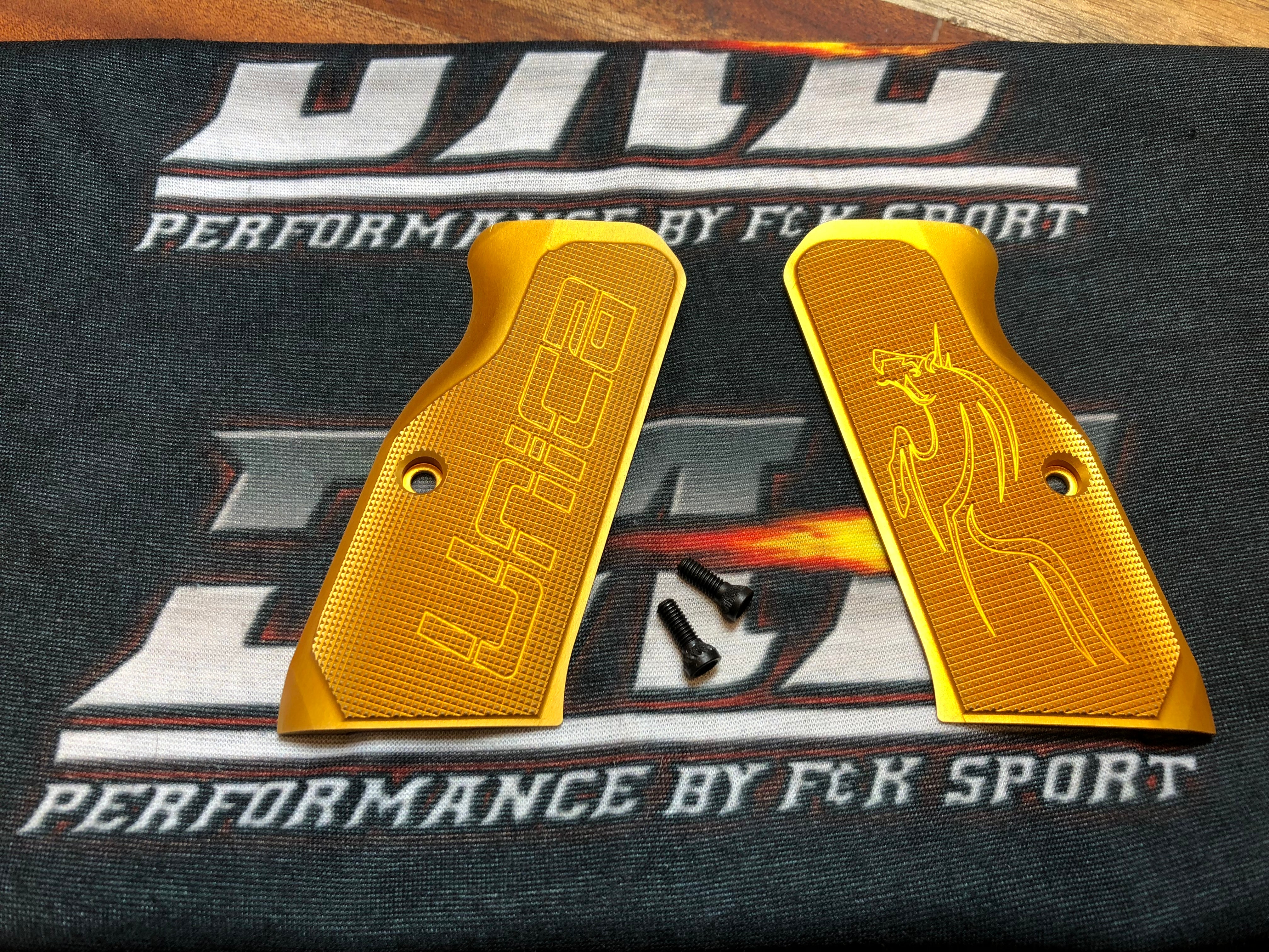 TANFOGLIO GRIP PLATE UNICA Aluminium SF FS - GOLD