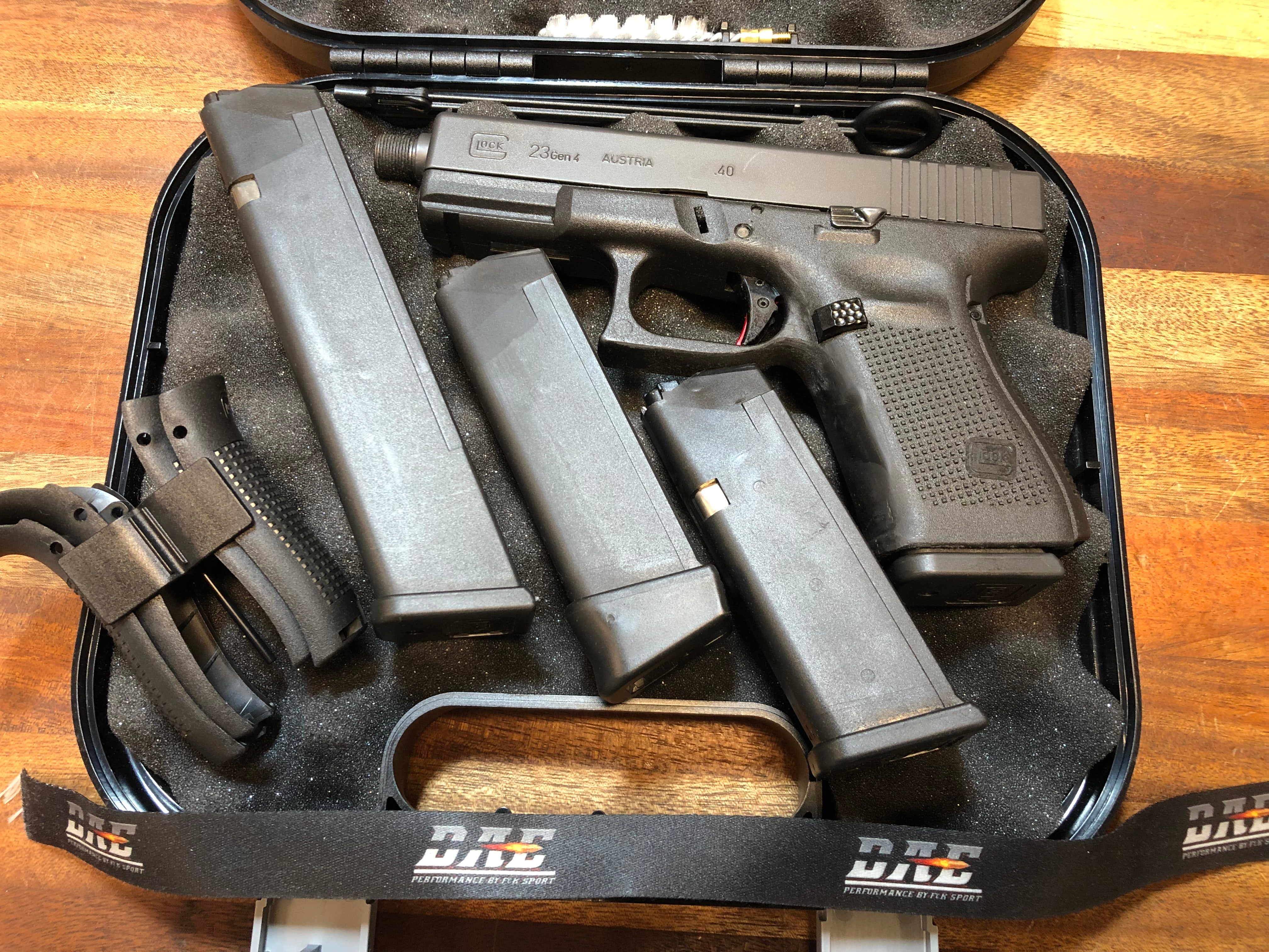 Glock 23 Gen4  .40 S&W med IGB pipa