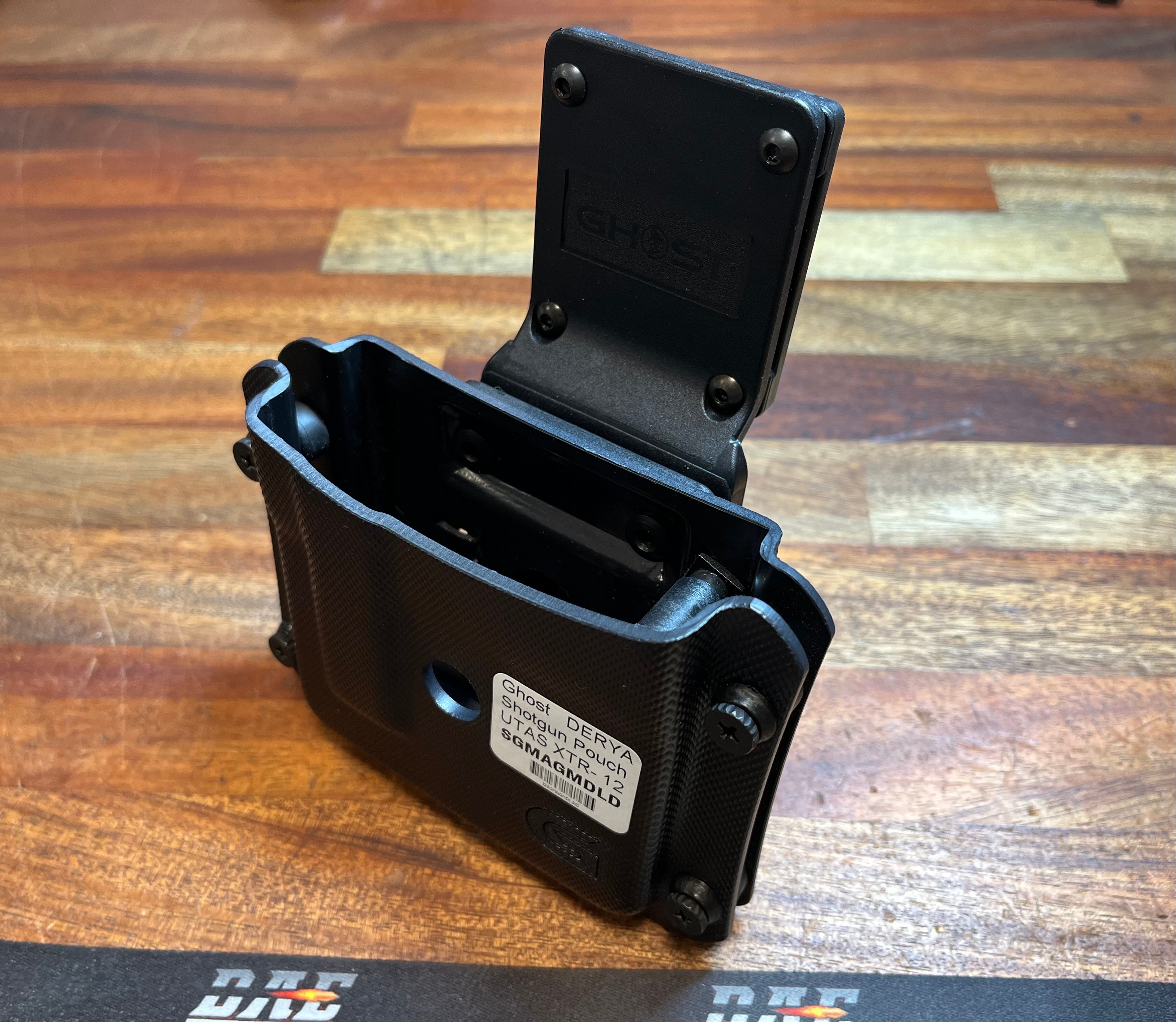Ghost Shotgun Pouch  DERYA, UTAS XTR Low Ride Fixed BLK