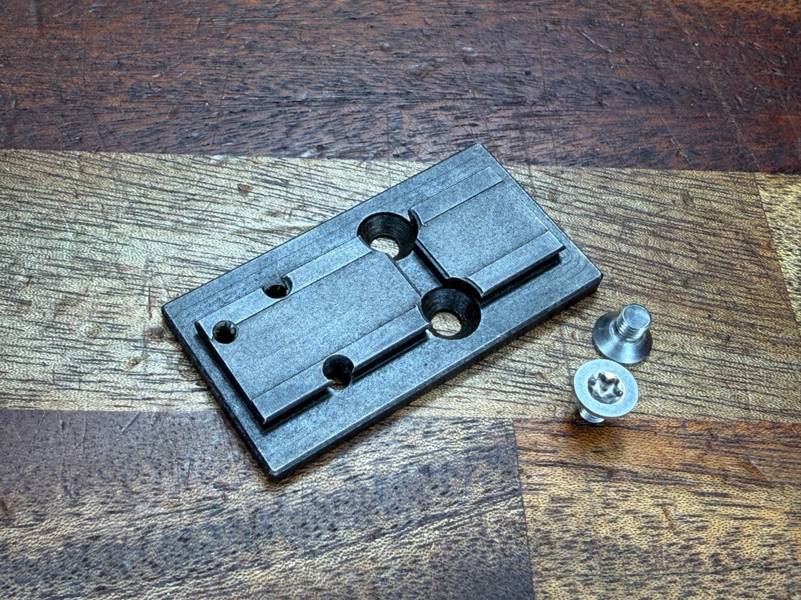 DAE Adapterplate Aimpoint ACRO Tanfoglio Optic Ready, M4x6 T20 